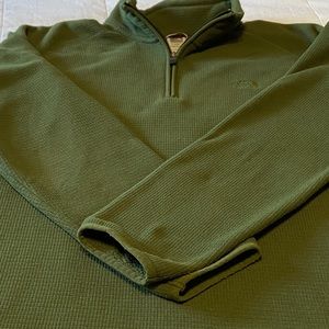 North Face Men’s Forest Green Half-zip Pullover